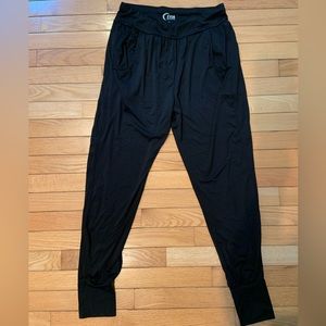 ZYIA Black Jogger in a Bottle 2